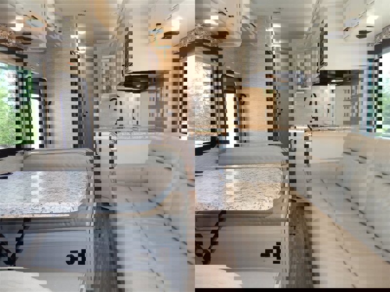 Used 2022 Ford E-450 and Econoline 450 Super Duty w/ Motorhome Prep Package image 57