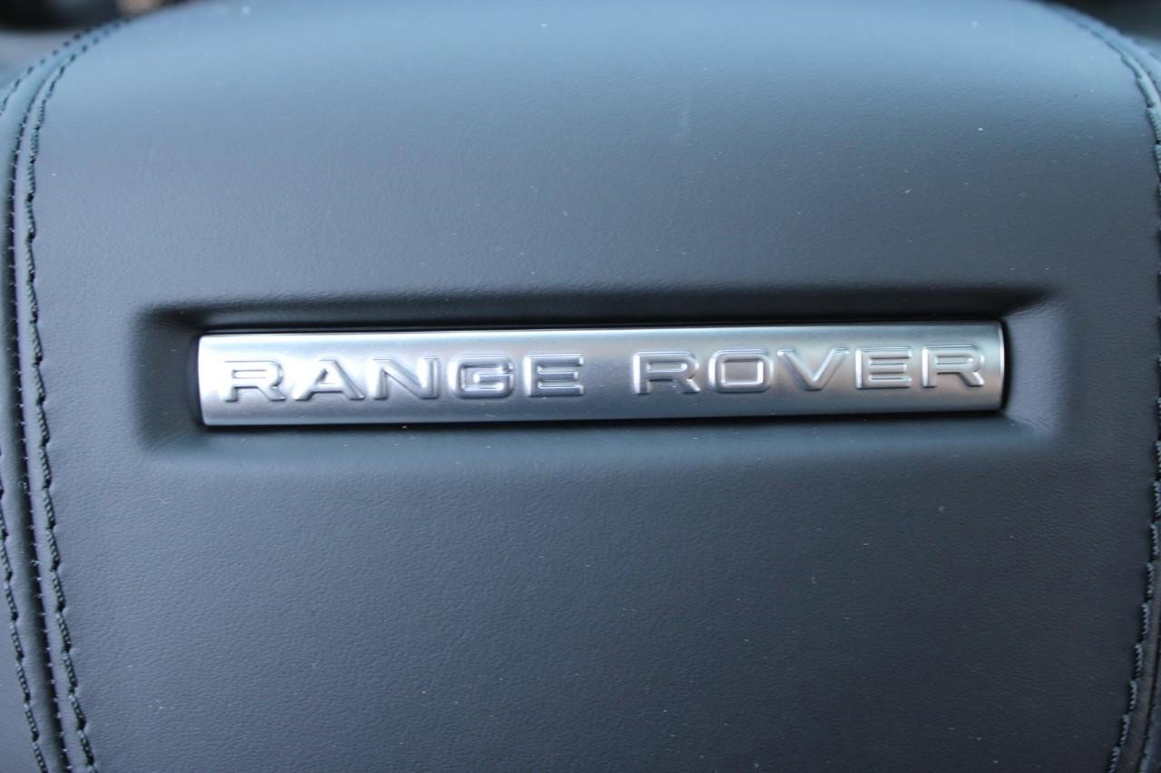 Used 2025 Land Rover Range Rover Velar Dynamic SE image 22