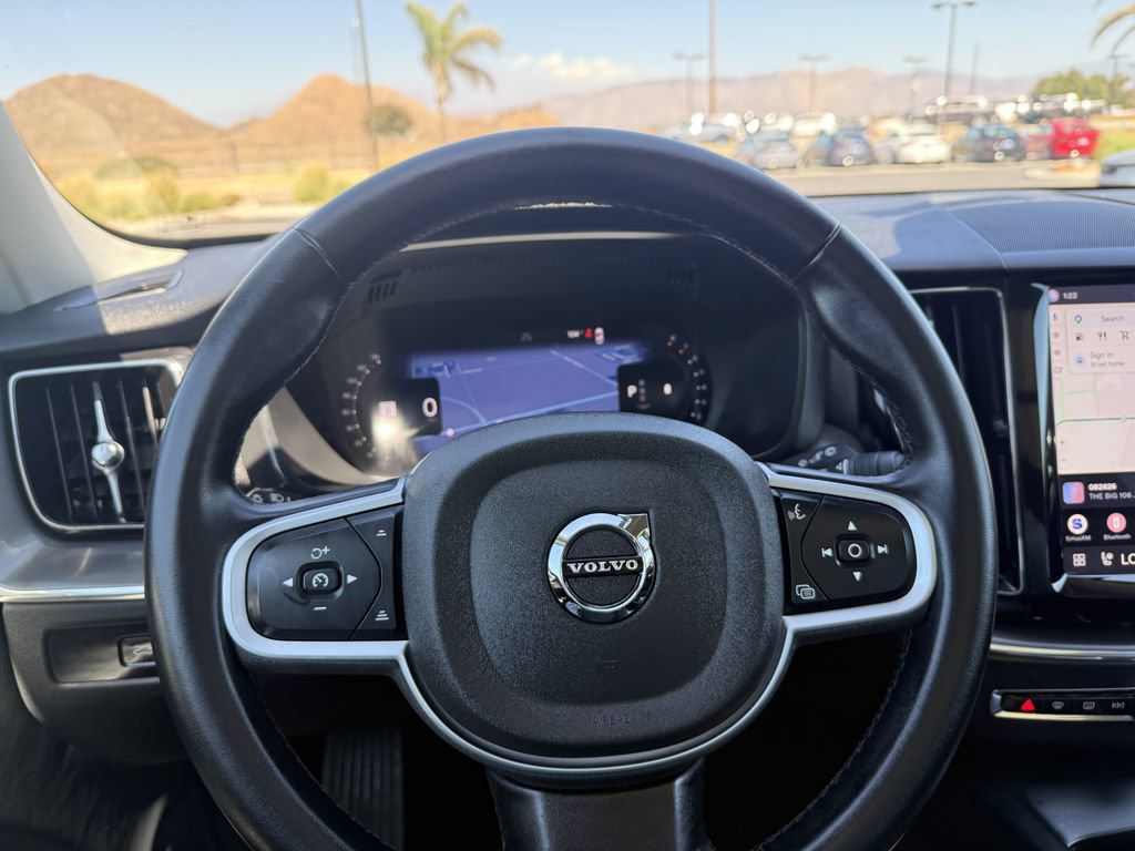 Used 2025 Volvo XC60 B5 Core AWD/4WD image 20