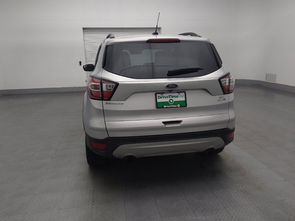 Used 2018 Ford Escape SE image 6