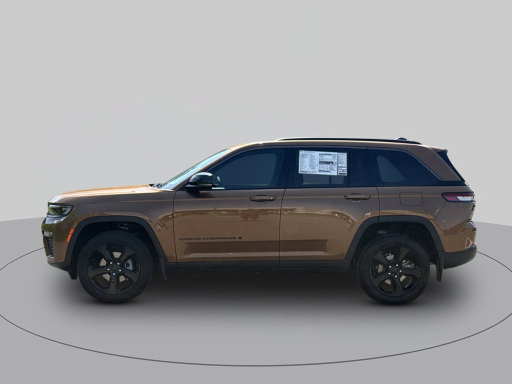 New 2026 Jeep Grand Cherokee Limited w/ Limited Altitude Package AWD/4WD image 6