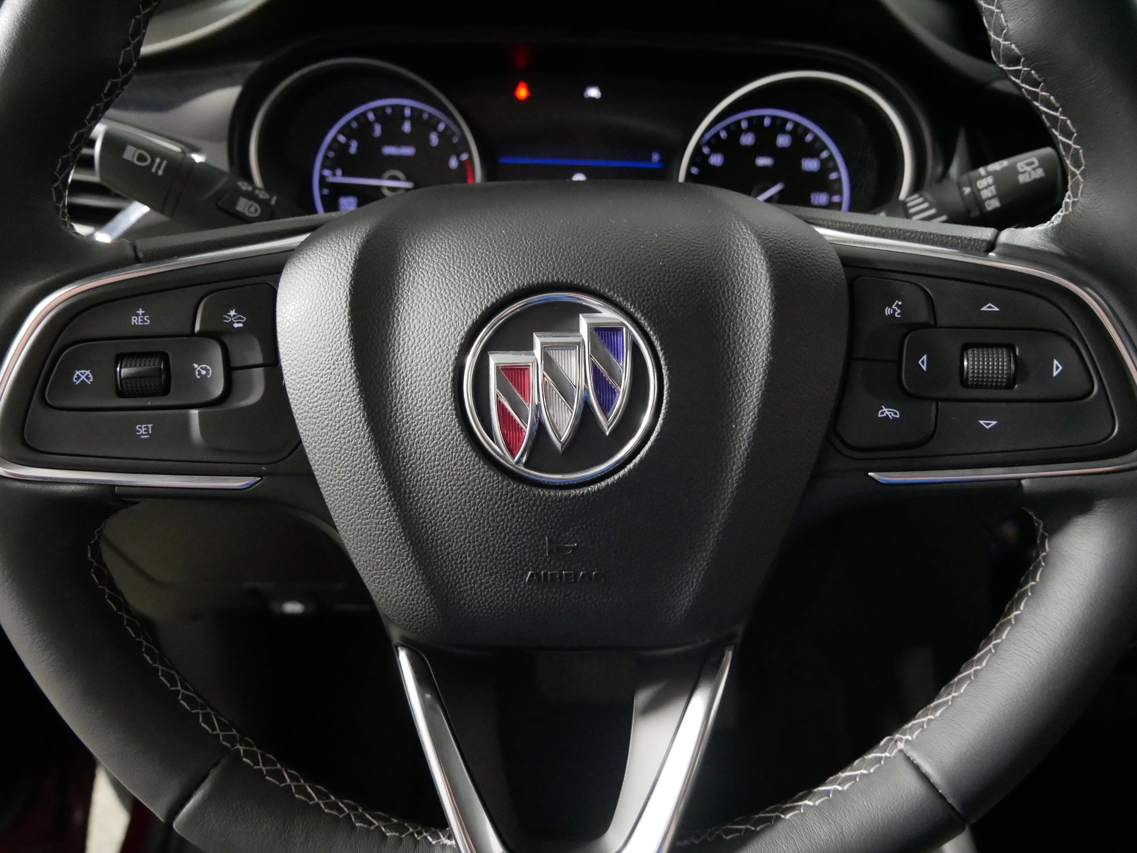 Used 2023 Buick Encore GX Preferred w/ Cold Weather Comfort Package image 25