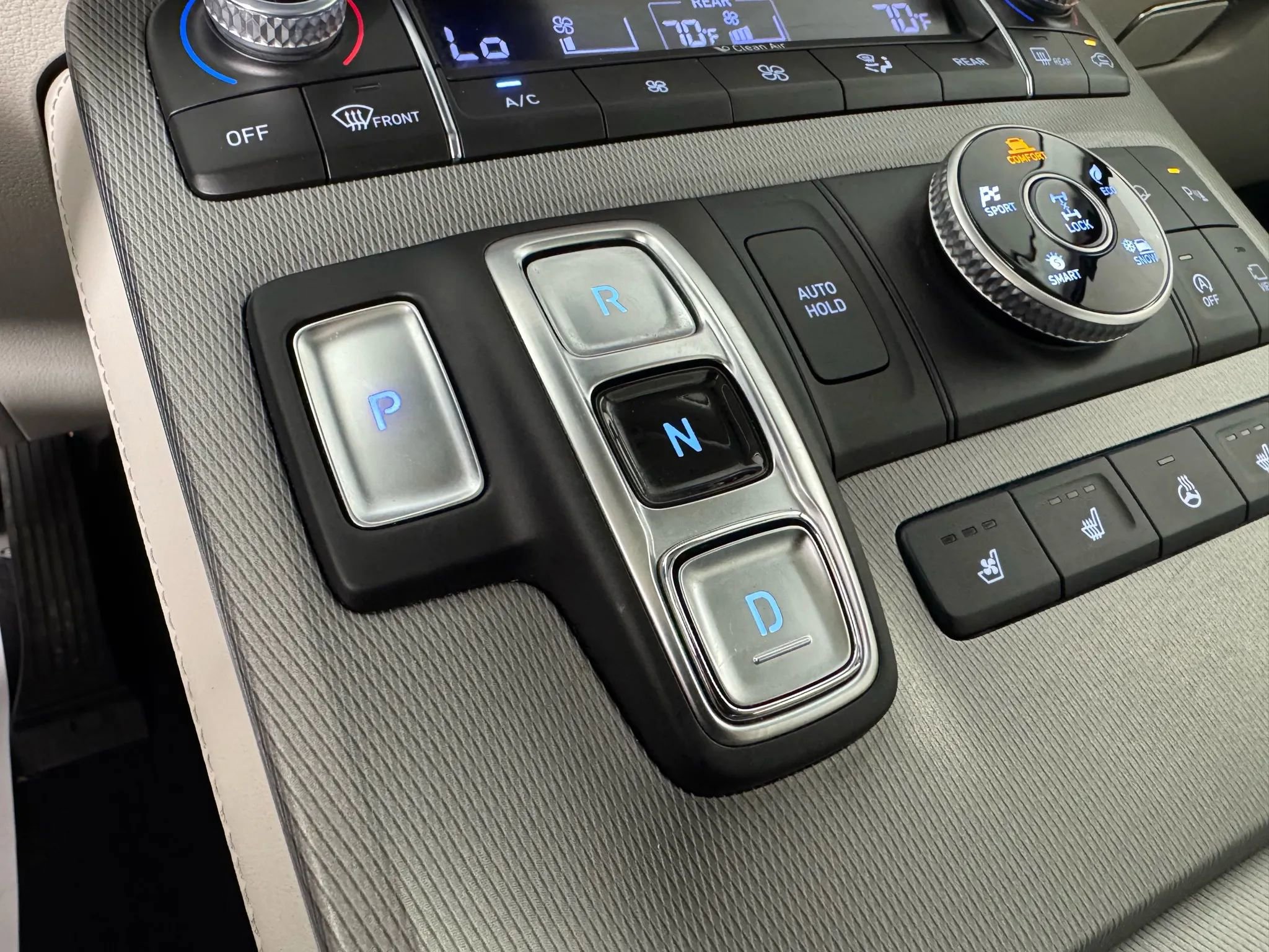 Used 2021 Hyundai Palisade Calligraphy image 25