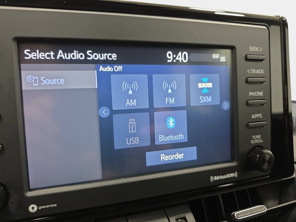 Used 2021 Toyota RAV4 XLE Premium AWD/4WD image 21