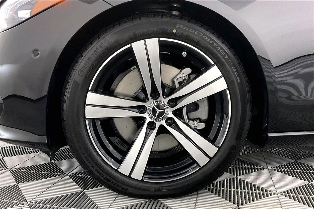 New 2026 Mercedes-Benz C 300 4MATIC Sedan image 11