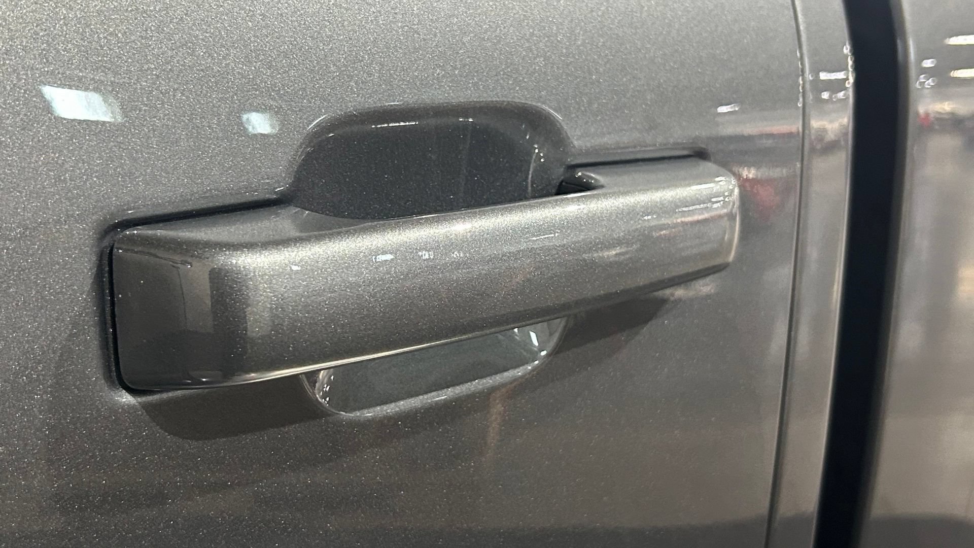 Used 2026 Ford F250 Platinum w/ FX4 Off-Road Package AWD/4WD image 24