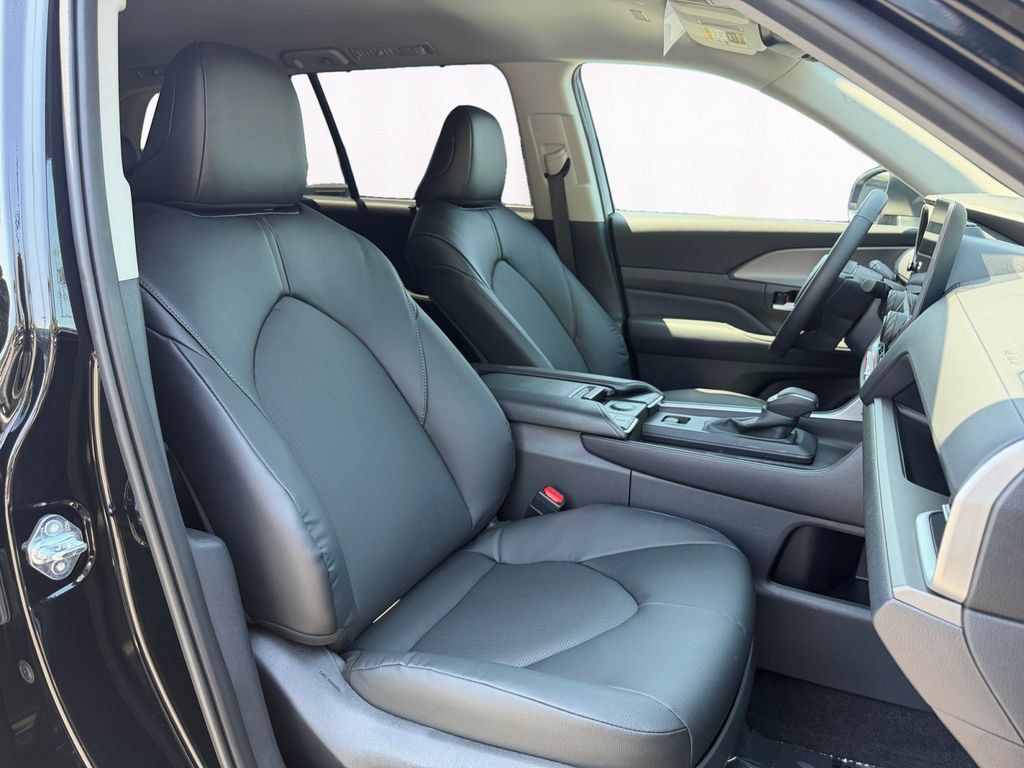 Used 2026 Toyota Grand Highlander AWD Hybrid image 15