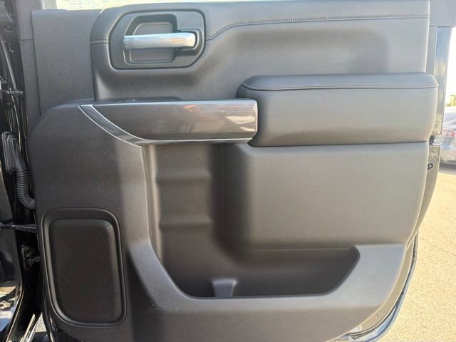 Used 2022 GMC Sierra 2500 AT4 w/ Gooseneck/5TH Wheel Package AWD/4WD image 13