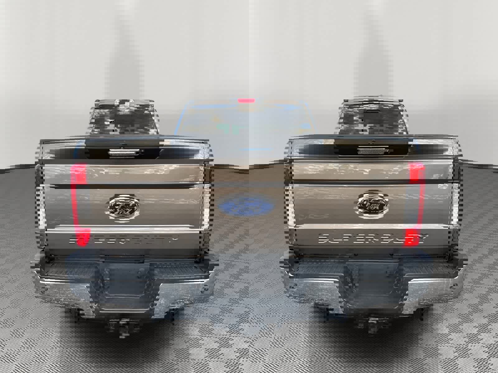 Used 2018 Ford F250 Lariat w/ Chrome Package image 4