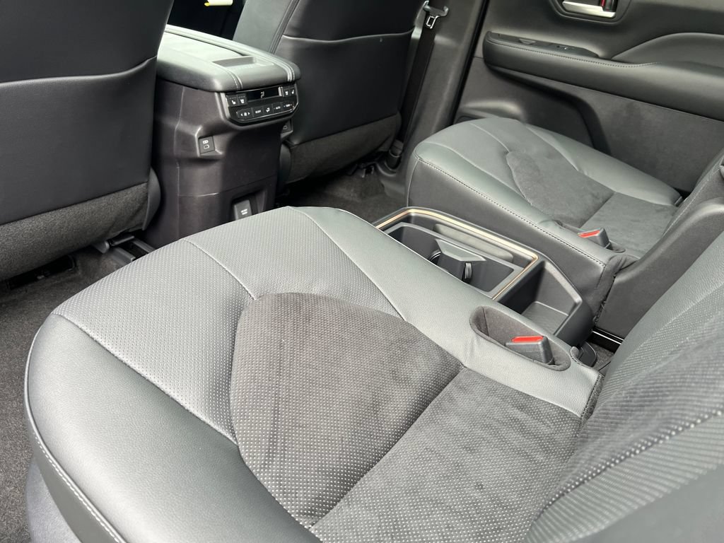 New 2026 Toyota Grand Highlander AWD Hybrid image 16