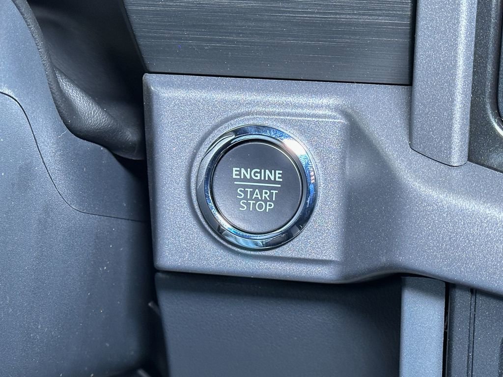 New 2025 Ford F150 XLT w/ Equipment Group 302A MID image 27
