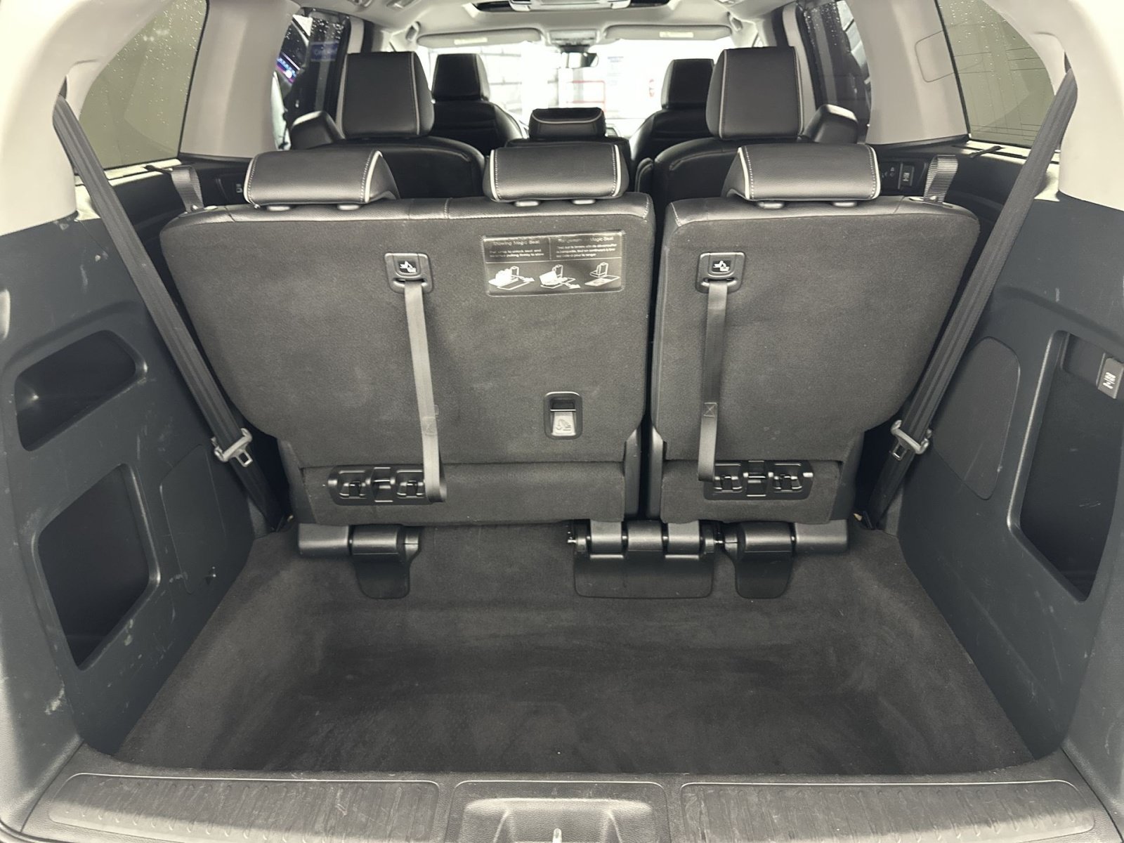 Used 2024 Honda Odyssey Elite image 27