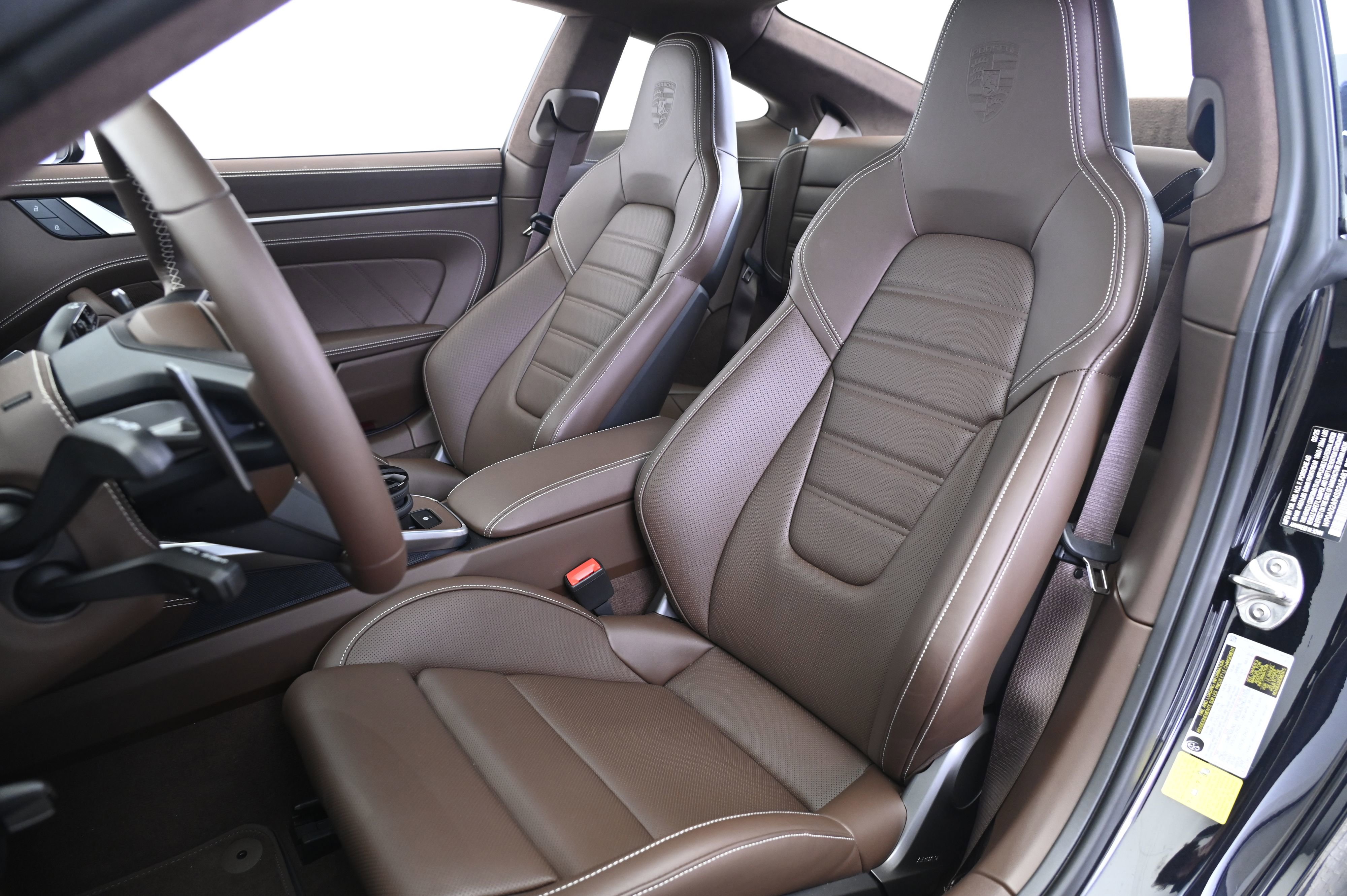 Used 2025 Porsche 911 Turbo image 26