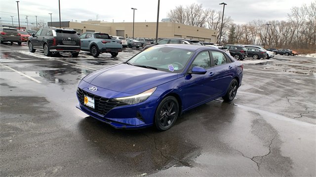 Used 2022 Hyundai Elantra SEL w/ Convenience Package image 1