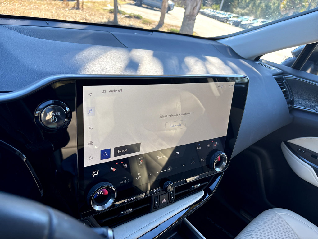 Used 2025 Lexus NX 300h AWD w/ Accessory Package (K3) image 8