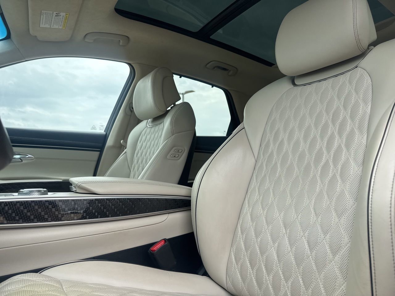 Used 2022 Genesis GV70 3.5T Sport w/ Sport Prestige Package image 38
