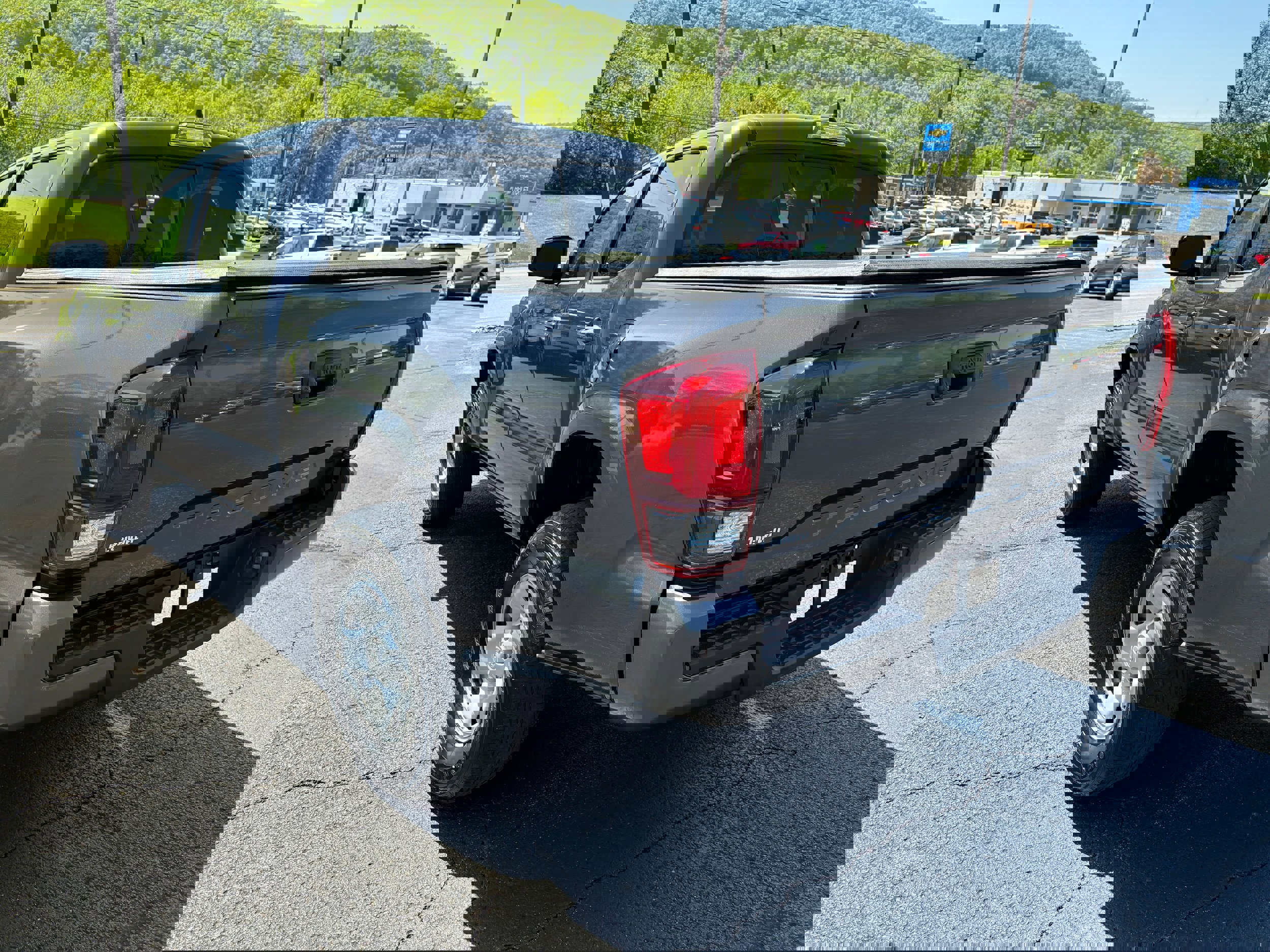 Used 2023 Toyota Tacoma SR image 4