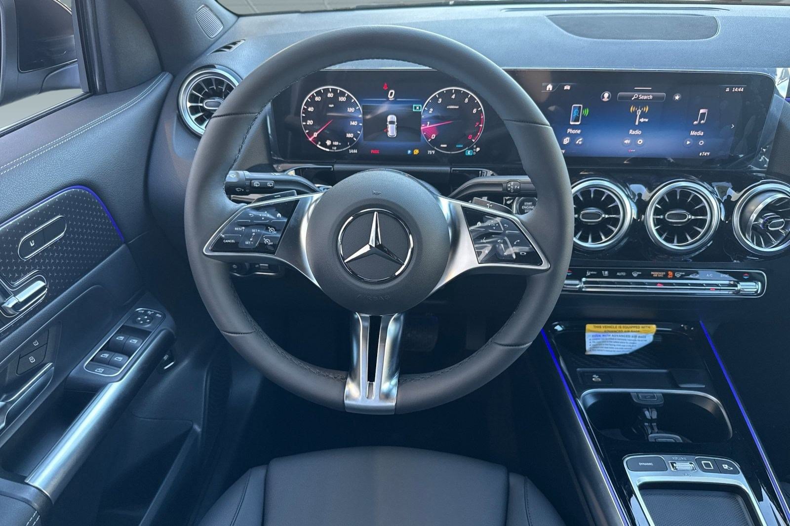 New 2025 Mercedes-Benz GLA 250 4MATIC image 24
