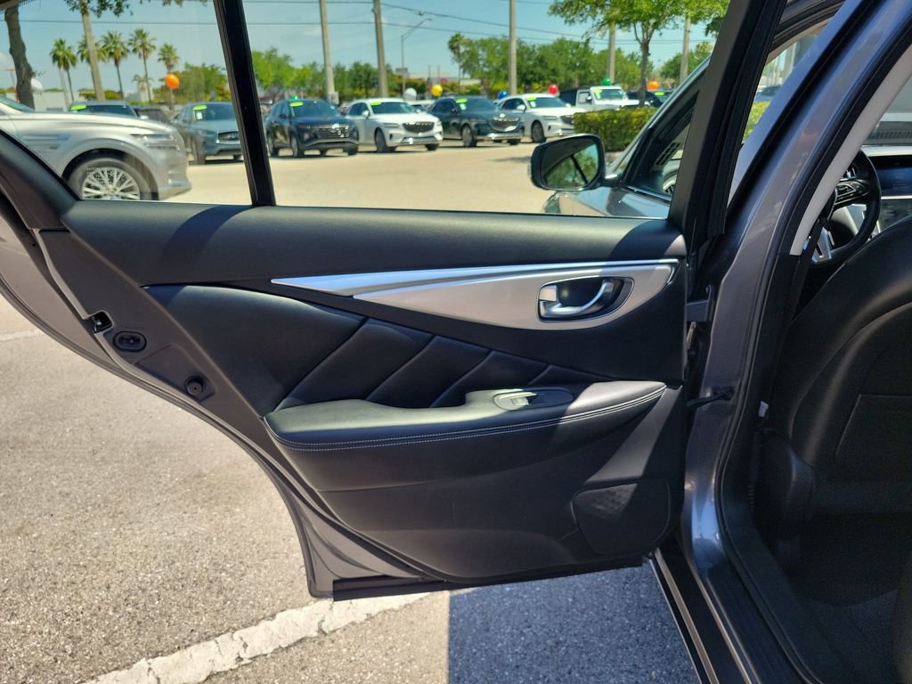 Used 2021 INFINITI Q50 Luxe RWD image 14