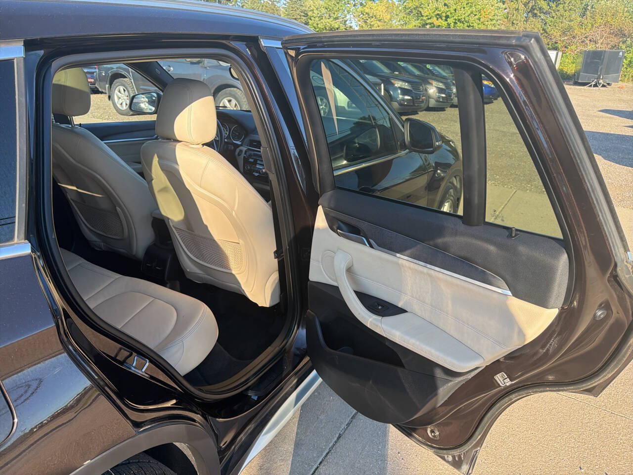 Used 2017 BMW X1 xDrive28i AWD/4WD image 15
