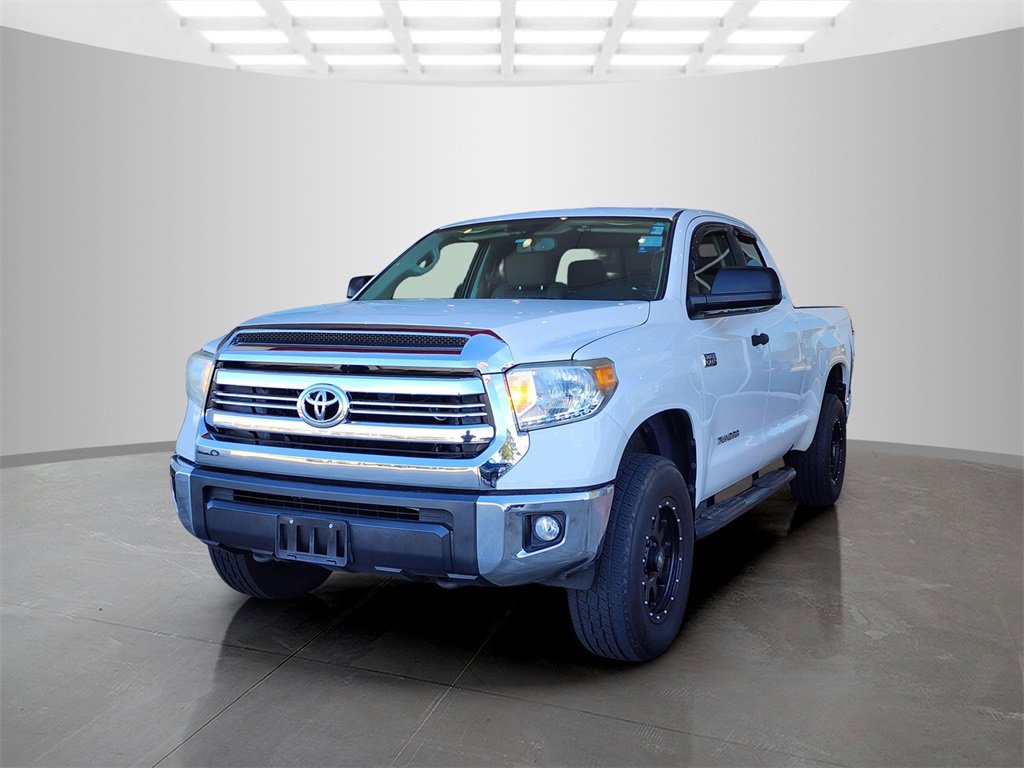 Used 2017 Toyota Tundra SR5 image 9