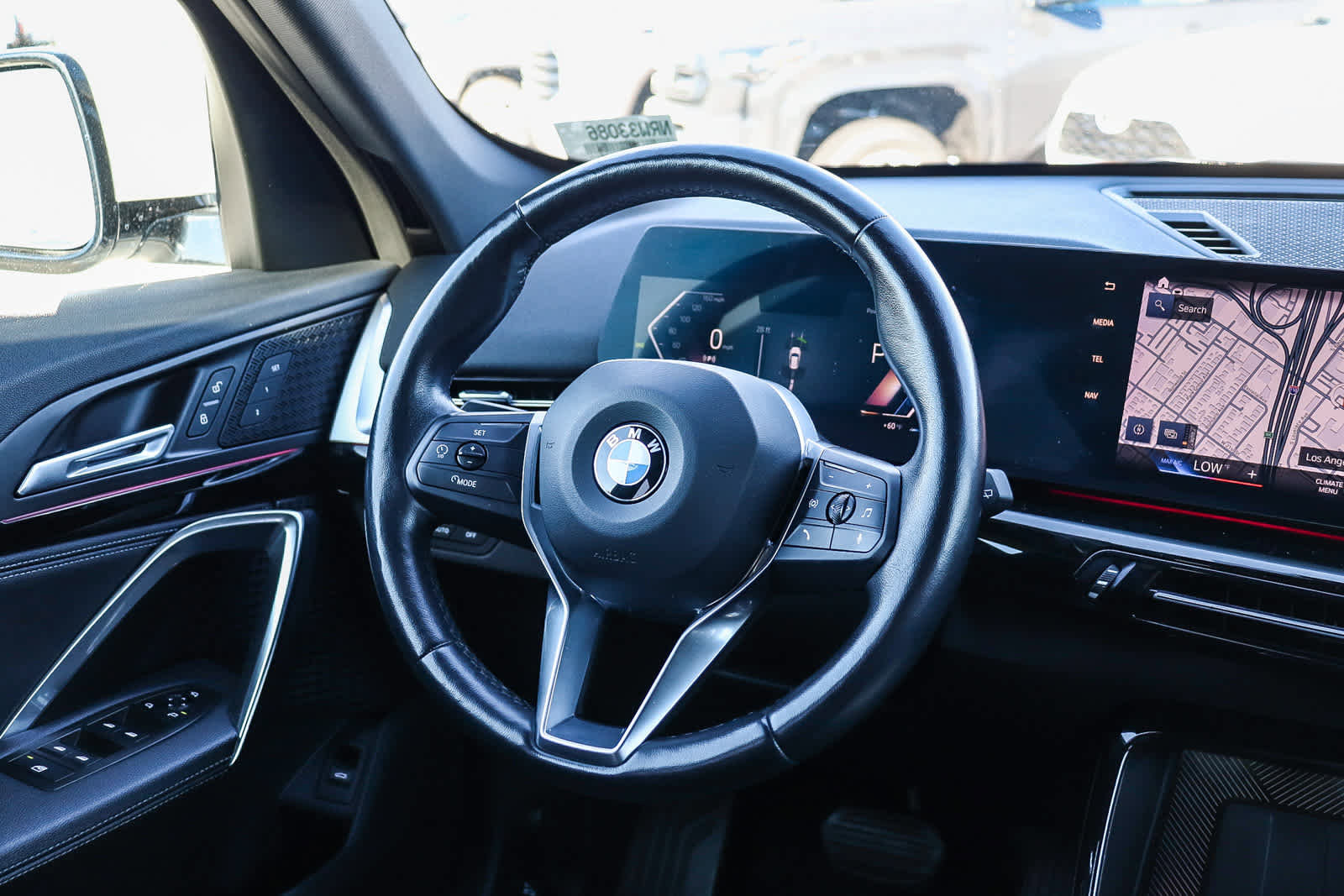 Used 2023 BMW X1 xDrive28i image 9