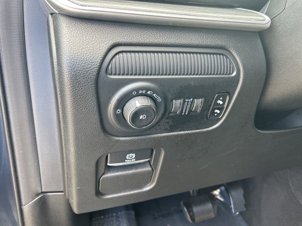 Used 2024 Jeep Wagoneer Series II image 38