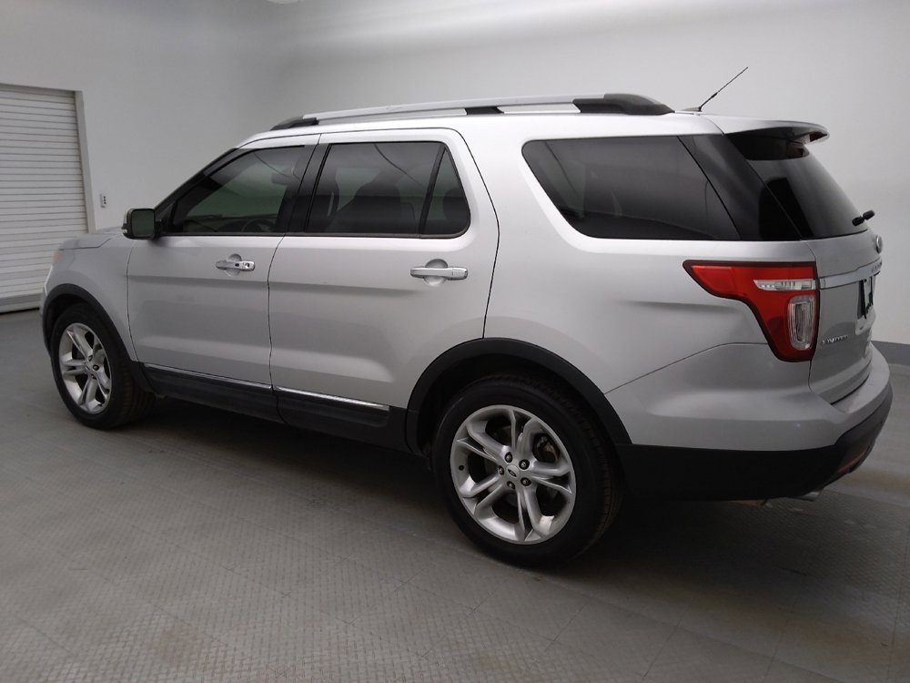 Used 2015 Ford Explorer Limited image 3