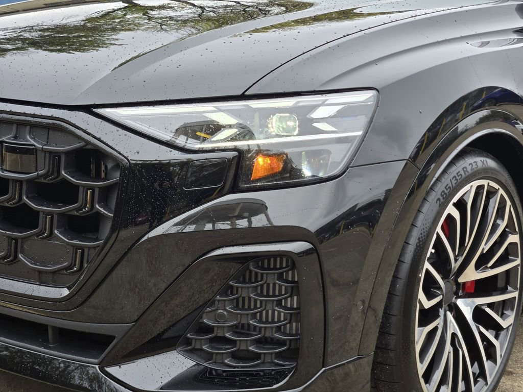 New 2026 Audi SQ8 Prestige image 9
