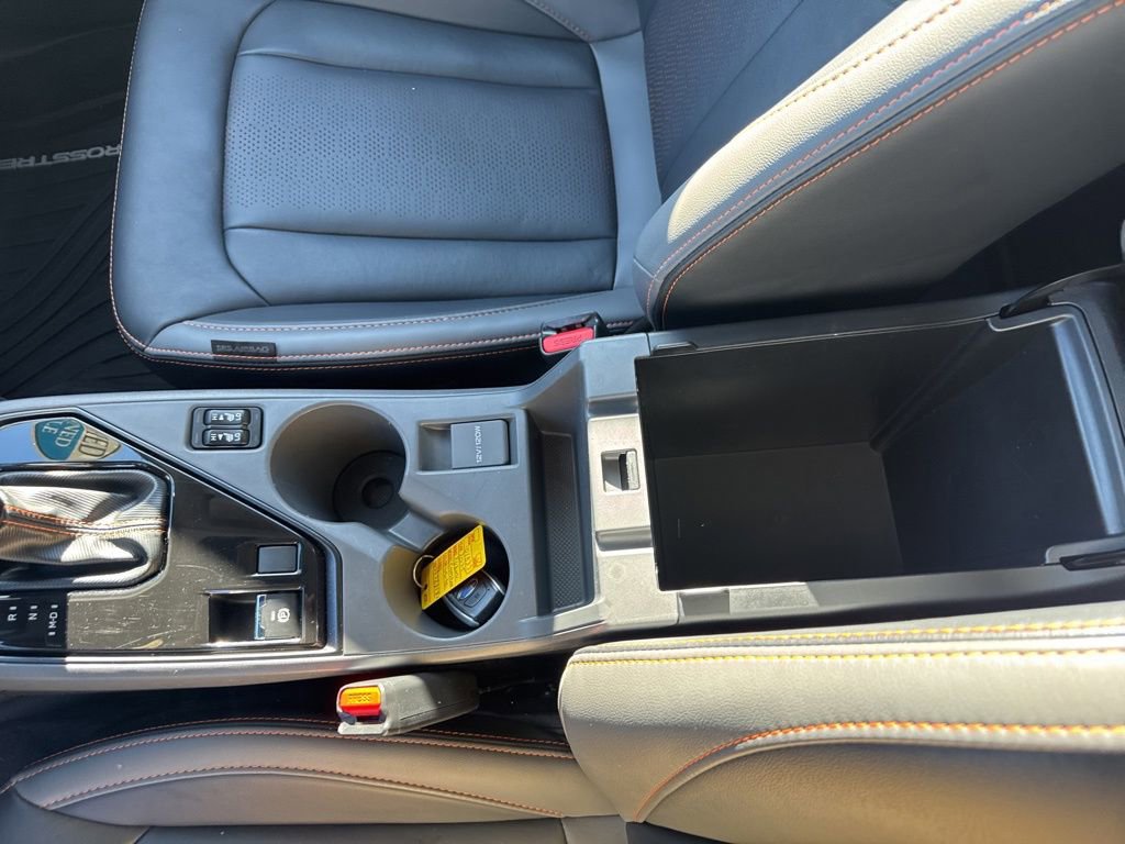Certified 2025 Subaru Crosstrek 2.5i Limited w/ Crosstrek Mirror Package image 21