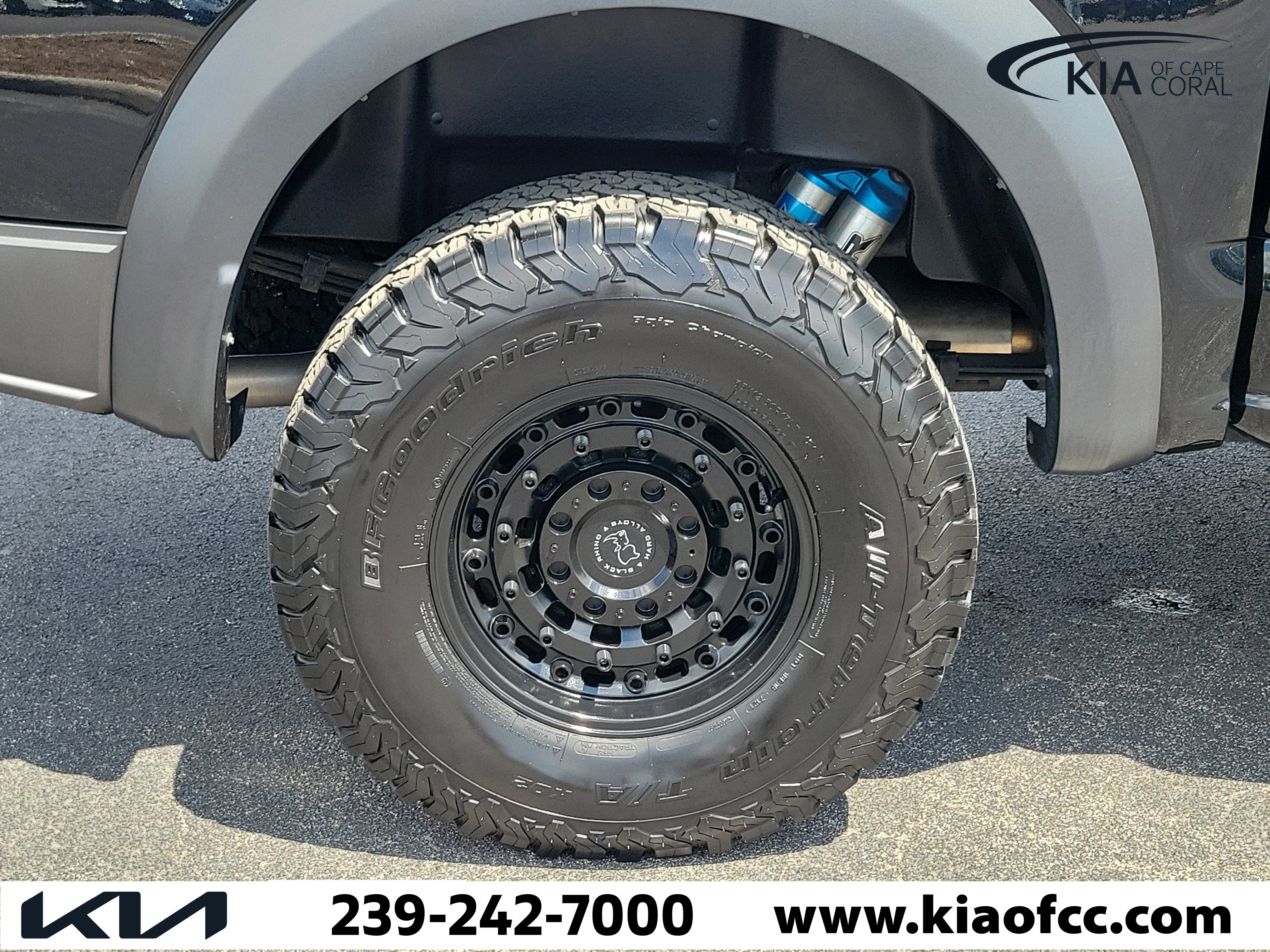 Used 2017 Ford F150 Raptor w/ Equipment Group 802A Luxury AWD/4WD image 9