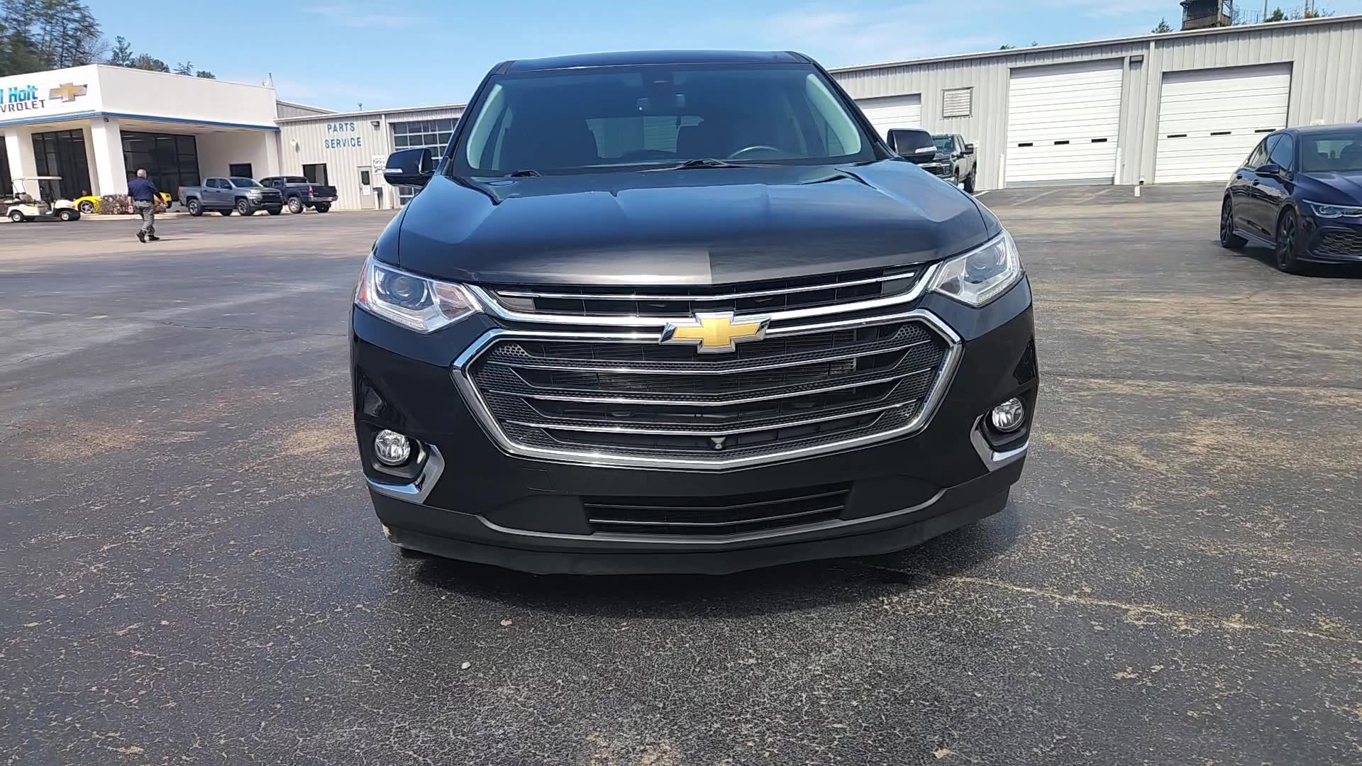 Used 2020 Chevrolet Traverse LT w/ LT Premium Package image 17