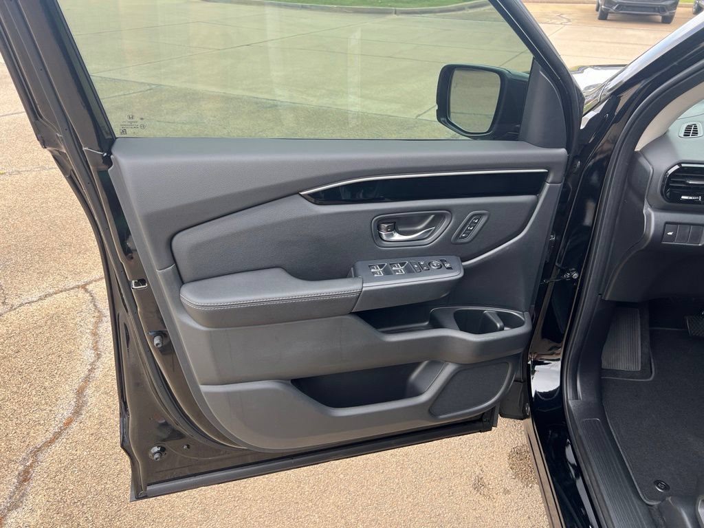 New 2027 Honda HR-V EX-L image 25