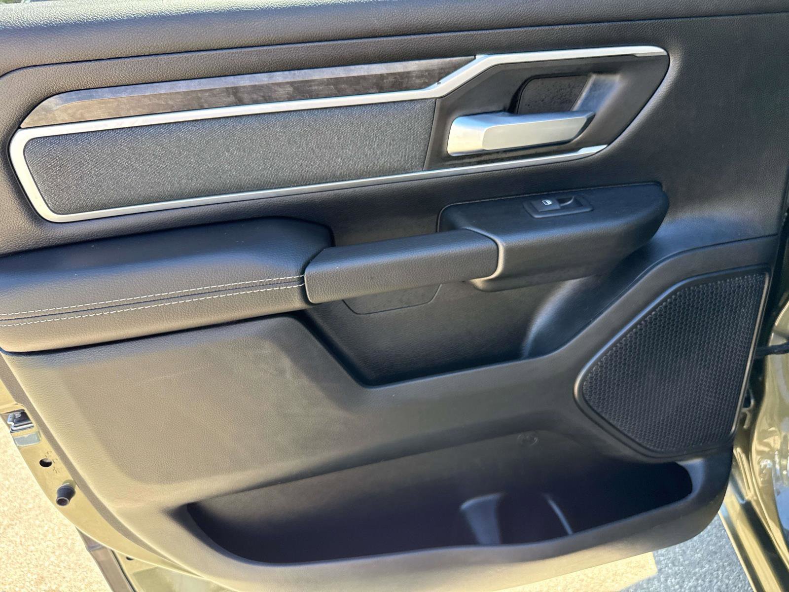 Used 2021 RAM 1500 Big Horn image 12