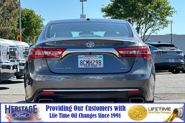 Used 2018 Toyota Avalon XLE Premium w/ Carpet Mat Package FWD image 5
