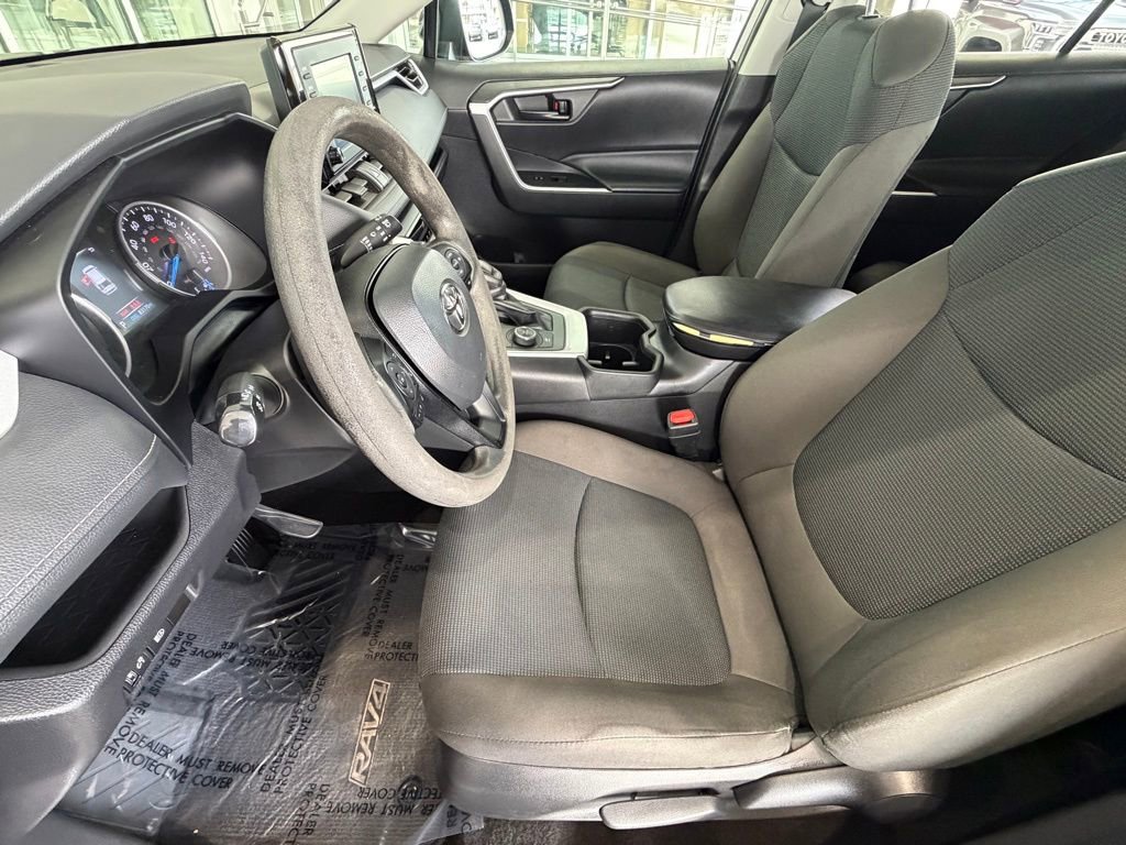Certified 2022 Toyota RAV4 LE AWD/4WD image 20
