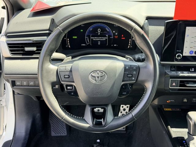 Used 2025 Toyota Camry SE FWD image 18