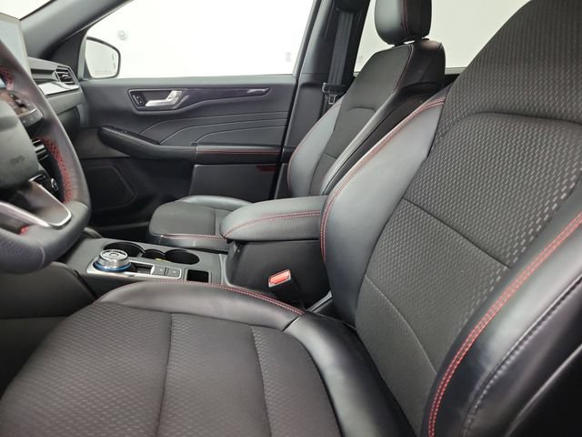 Used 2024 Ford Escape ST-Line w/ Tech Pack #1 AWD/4WD image 20