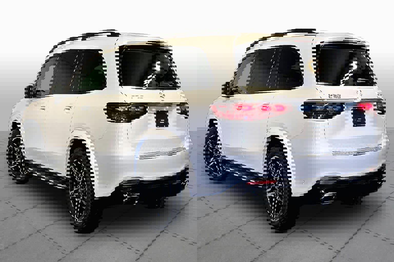 New 2026 Mercedes-Benz GLS 450 4MATIC image 3