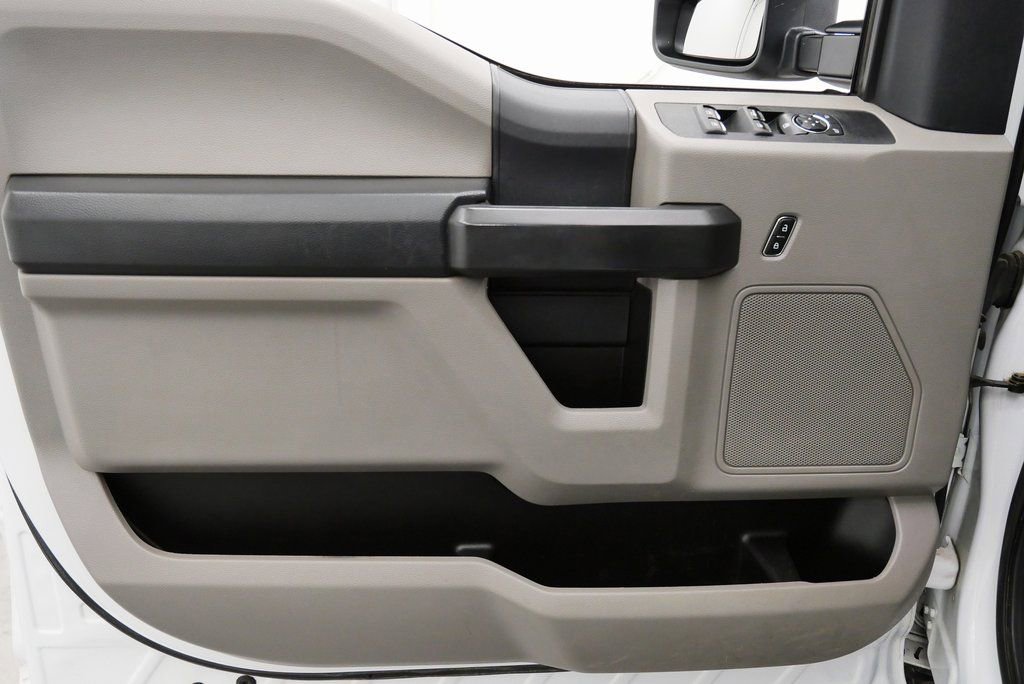 Used 2022 Ford F250 XL w/ Power Equipment Group image 13