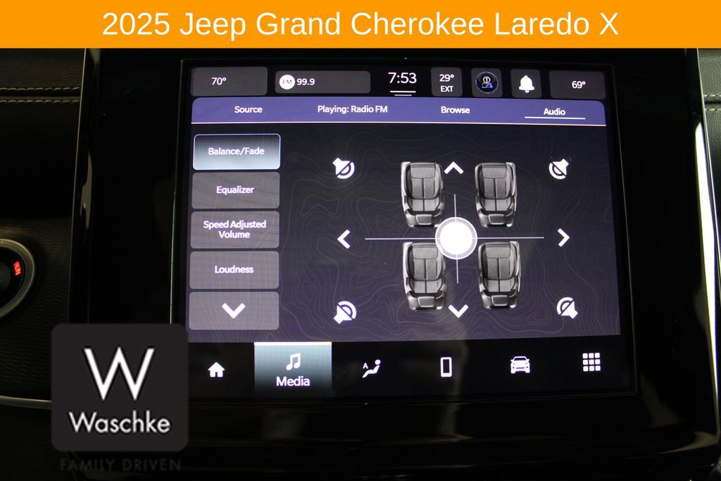 Used 2025 Jeep Grand Cherokee Laredo X w/ Trailer Tow Package AWD/4WD image 48