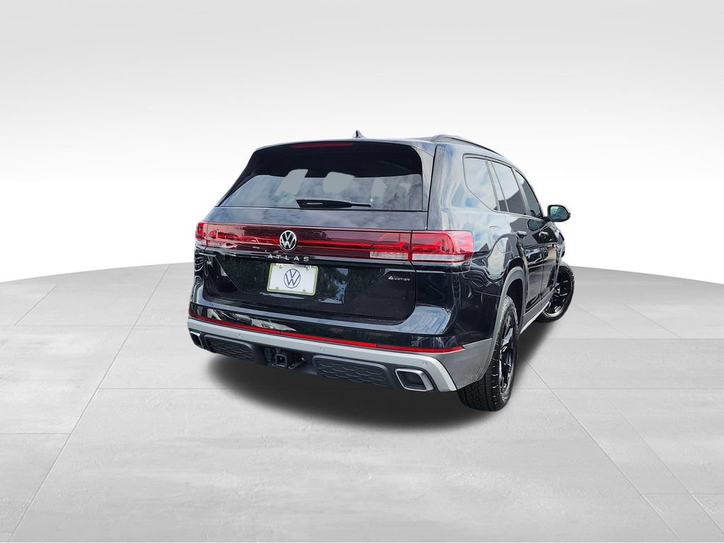 Used 2026 Volkswagen Atlas Peak Edition AWD/4WD image 6
