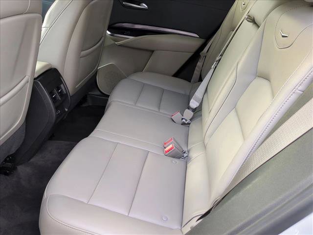 Used 2022 Cadillac XT4 Luxury w/ Driver Awareness Package image 18
