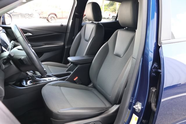 Used 2023 Buick Encore GX Preferred w/ Cold Weather Comfort Package FWD image 14
