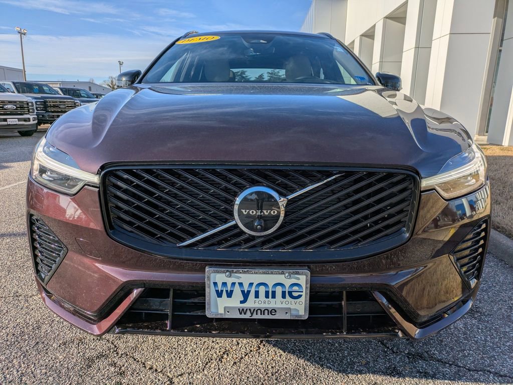 New 2026 Volvo XC60 B5 Plus w/ Climate Package AWD/4WD image 9