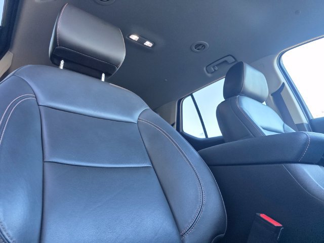 Certified 2021 Chevrolet Traverse LT w/ LT Premium Package FWD image 24