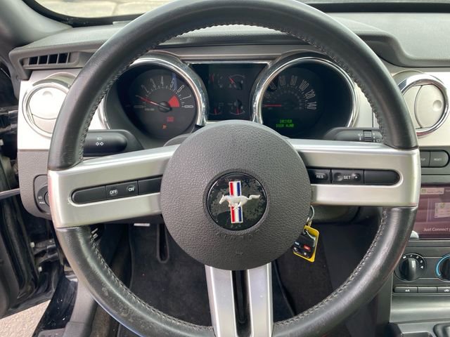 Used 2005 Ford Mustang GT image 10