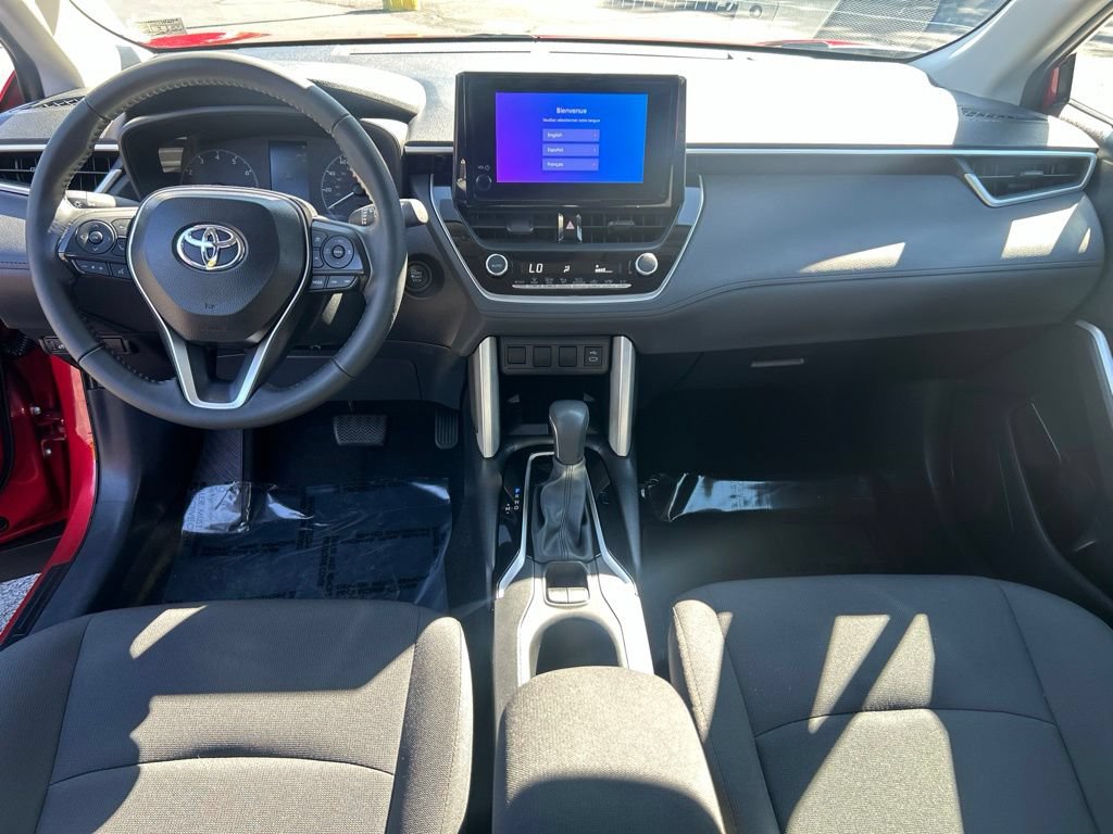 Certified 2025 Toyota Corolla Cross LE AWD/4WD image 12