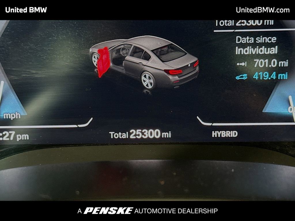 Used 2023 BMW 530e w/ Convenience Package image 7