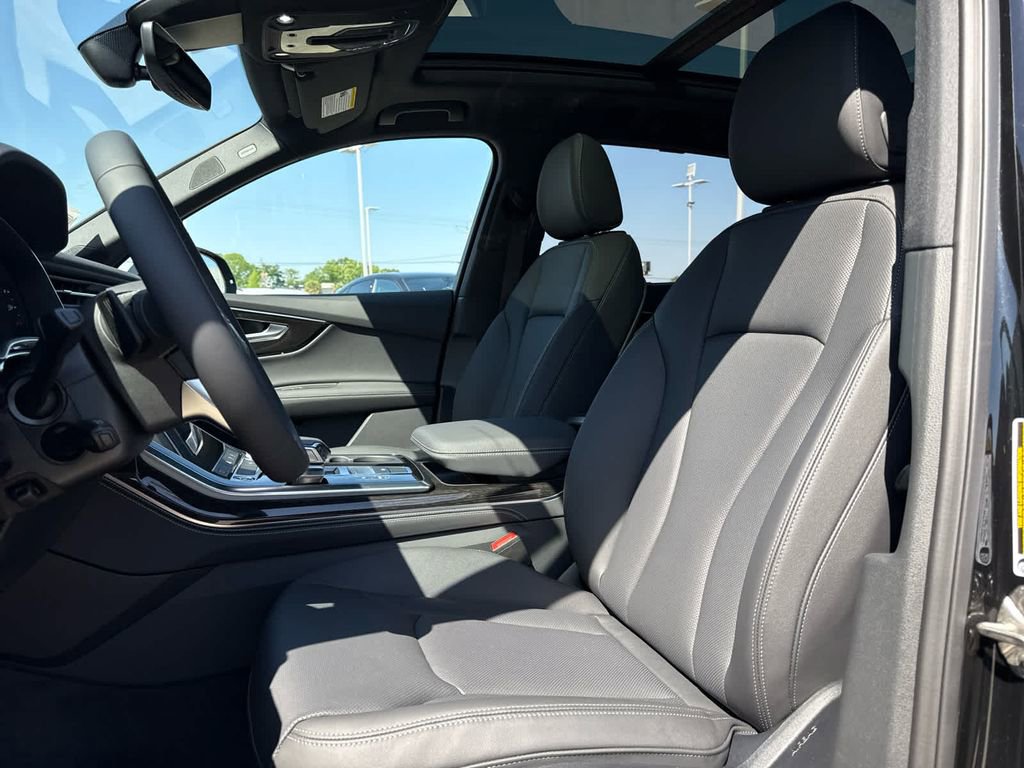 New 2025 Audi Q7 3.0T Premium Plus image 23